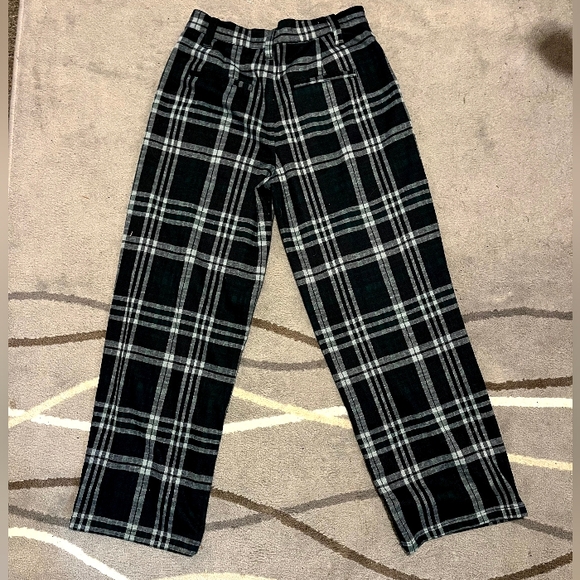 Vanilla Star Green Plaid Pants - Picture 2 of 3